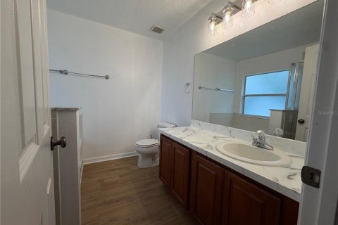 Снять в аренду таунхаус в Киссимми, Флорида 2 спальни, 128.76м2, № 2123106 - фото 13