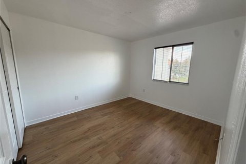 Снять в аренду таунхаус в Киссимми, Флорида 2 спальни, 128.76м2, № 2123106 - фото 10