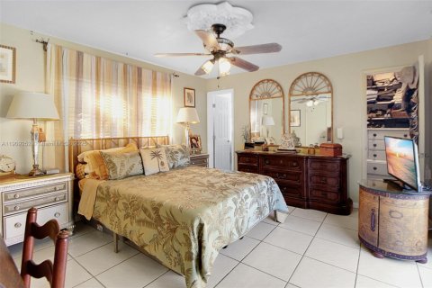 Купить виллу или дом в Холливуд, Флорида 4 спальни, 155.24м2, № 1972833 - фото 14