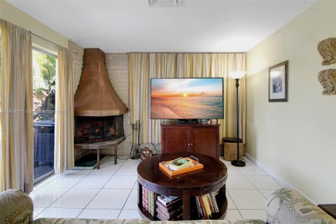 Купить виллу или дом в Холливуд, Флорида 4 спальни, 155.24м2, № 1972833 - фото 10