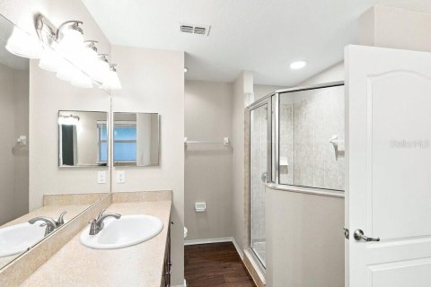 House in Auburndale, Florida 4 bedrooms, 158.4 sq.m. № 2389131 - photo 10