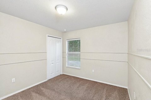 House in Auburndale, Florida 4 bedrooms, 158.4 sq.m. № 2389131 - photo 12