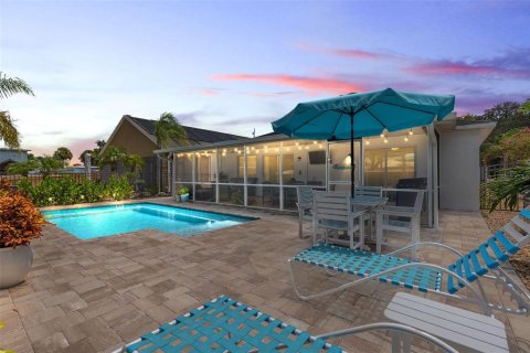 Casa en venta en Edgewater, Florida, 3 dormitorios, 152.36 m2 № 1918396 - foto 3