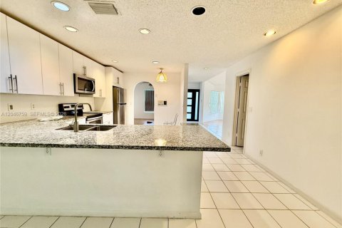 Villa ou maison à vendre à Wellington, Floride: 3 chambres, 191.66 m2 № 2260027 - photo 10