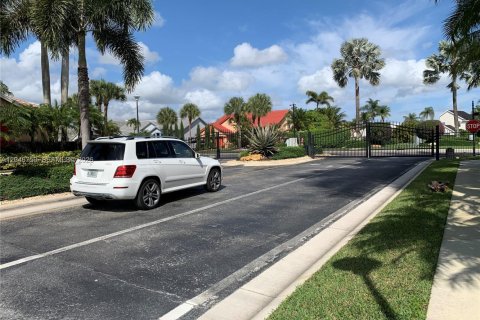 Villa ou maison à vendre à Wellington, Floride: 3 chambres, 191.66 m2 № 2260027 - photo 24