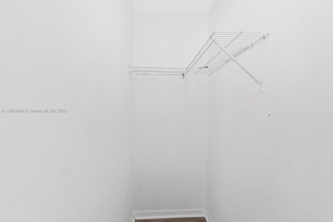 Condo in Homestead, Florida, 2 bedrooms  № 1954552 - photo 15