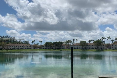 Condo in Homestead, Florida, 2 bedrooms  № 1954552 - photo 19