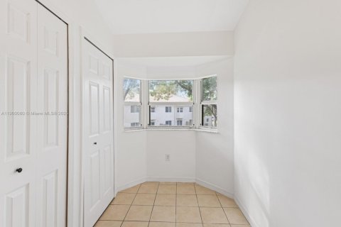 Condo in Homestead, Florida, 2 bedrooms  № 1954552 - photo 8