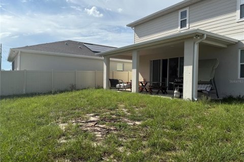 House in Davenport, Florida 5 bedrooms, 288.55 sq.m. № 1903906 - photo 2