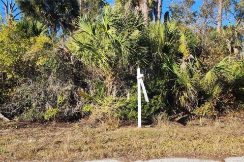 Terreno en venta en Port Charlotte, Florida № 2228806 - foto 4