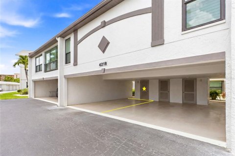 Купить кондоминиум в Кейп-Корал, Флорида 5 комнат, 120.4м2, № 2208649 - фото 16