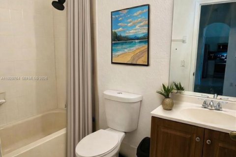 Купить кондоминиум в Хомстед, Флорида 3 спальни, 109.81м2, № 2000016 - фото 11