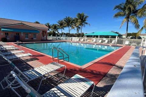 Купить кондоминиум в Хомстед, Флорида 3 спальни, 109.81м2, № 2000016 - фото 13