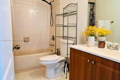 Купить кондоминиум в Хомстед, Флорида 3 спальни, 109.81м2, № 2000016 - фото 7