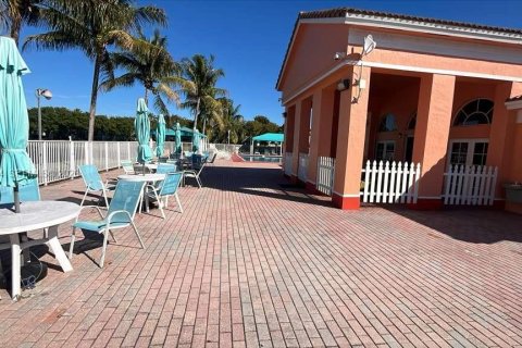 Купить кондоминиум в Хомстед, Флорида 3 спальни, 109.81м2, № 2000016 - фото 14