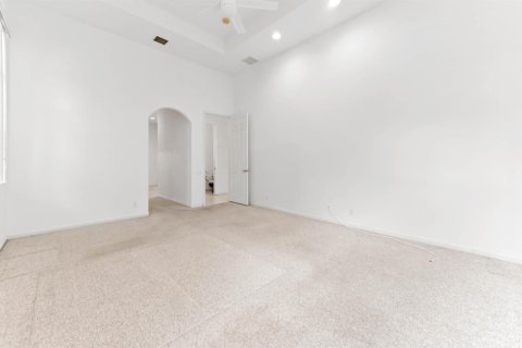Купить виллу или дом в Лейк-Уорт, Флорида 8 комнат, 240.06м2, № 2407930 - фото 26