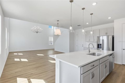 Villa ou maison à louer à Kissimmee, Floride: 3 chambres, 259.29 m2 № 2400075 - photo 13