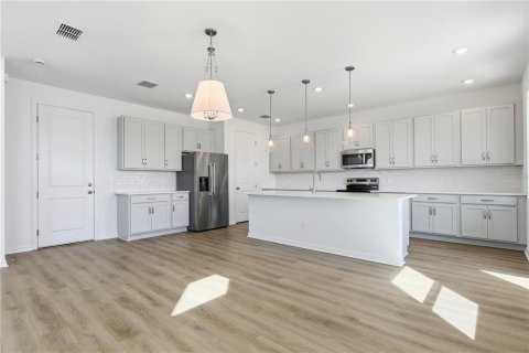 Villa ou maison à louer à Kissimmee, Floride: 3 chambres, 259.29 m2 № 2400075 - photo 11