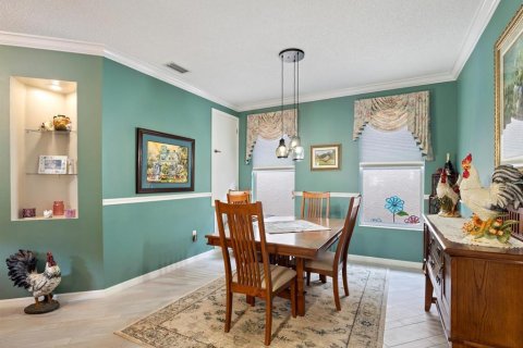 House in Palm Harbor, Florida 3 bedrooms, 145.21 sq.m. № 1511264 - photo 18