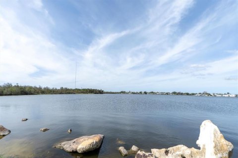 Terreno en venta en Holiday, Florida № 1441144 - foto 15