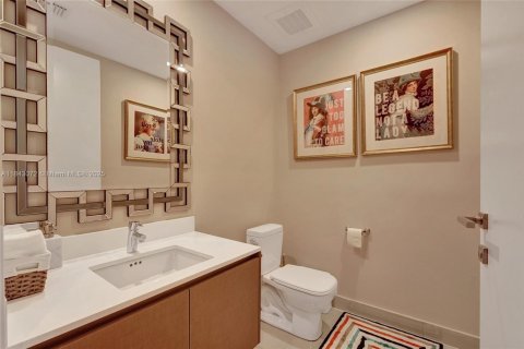 Condominio en venta en Aventura, Florida, 3 dormitorios, 214.33 m2 № 1836126 - foto 21