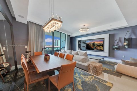 Condominio en venta en Aventura, Florida, 3 dormitorios, 214.33 m2 № 1836126 - foto 19