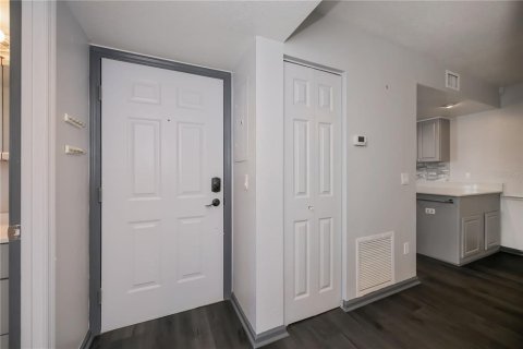 Condominio en venta en Port Charlotte, Florida, 2 dormitorios, 78.78 m2 № 1717045 - foto 7