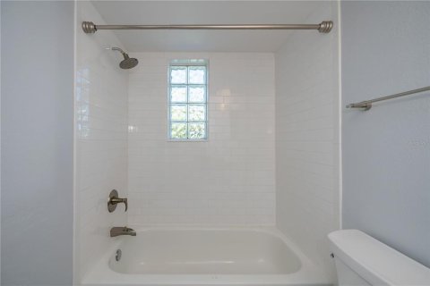 Condominio en venta en Port Charlotte, Florida, 2 dormitorios, 78.78 m2 № 1717045 - foto 18