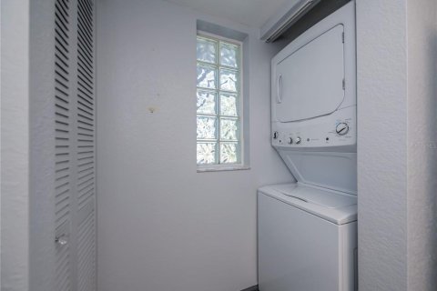 Condominio en venta en Port Charlotte, Florida, 2 dormitorios, 78.78 m2 № 1717045 - foto 10