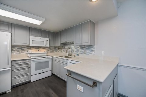 Condominio en venta en Port Charlotte, Florida, 2 dormitorios, 78.78 m2 № 1717045 - foto 8