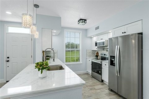 Condominio en venta en Tampa, Florida, 2 dormitorios, 105.91 m2 № 1786838 - foto 5