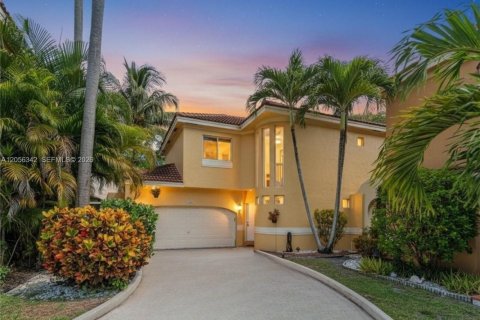 Condo in Coral Springs, Florida, 4 bedrooms  № 2248541