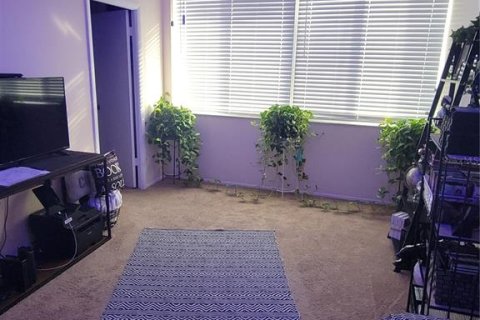 Condominio en venta en Saint Petersburg, Florida, 1 dormitorio, 86.4 m2 № 1537025 - foto 9