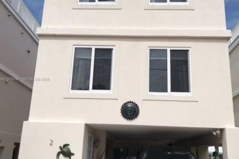 Casa en Marathon, Florida 3 dormitorios, 138.7 m2 № 2042845