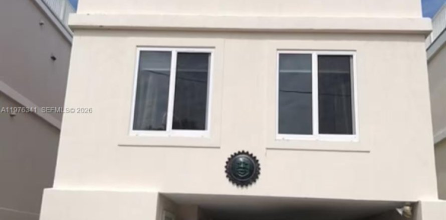 Casa en Marathon, Florida 3 dormitorios, 138.7 m2 № 2042845