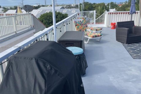 Casa en venta en Marathon, Florida, 3 dormitorios, 138.7 m2 № 2042845 - foto 14