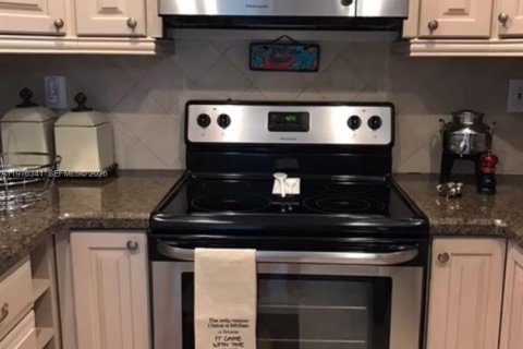 Casa en venta en Marathon, Florida, 3 dormitorios, 138.7 m2 № 2042845 - foto 6