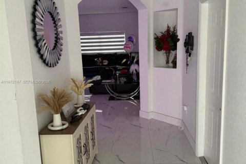 Casa en venta en Homestead, Florida, 4 dormitorios, 154.87 m2 № 2035944 - foto 8