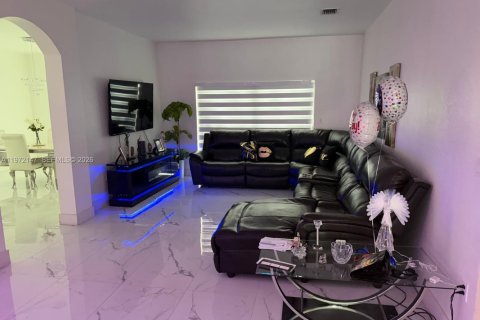 Casa en venta en Homestead, Florida, 4 dormitorios, 154.87 m2 № 2035944 - foto 10