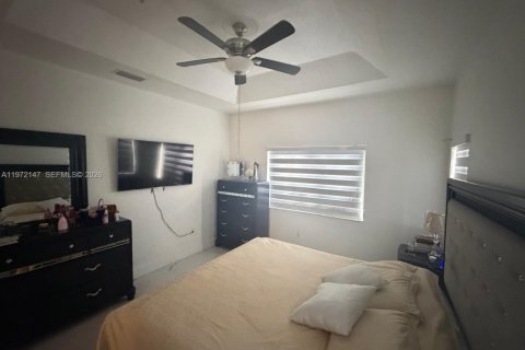 Casa en venta en Homestead, Florida, 4 dormitorios, 154.87 m2 № 2035944 - foto 13