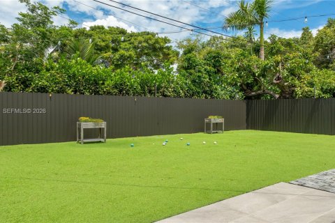 Casa en alquiler en Miami, Florida, 3 dormitorios, 94.95 m2 № 2030513 - foto 3