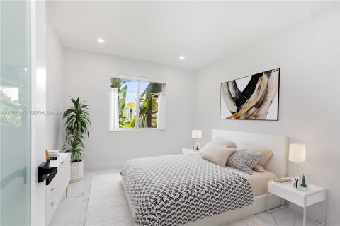 Casa en alquiler en Miami, Florida, 3 dormitorios, 94.95 m2 № 2030513 - foto 17