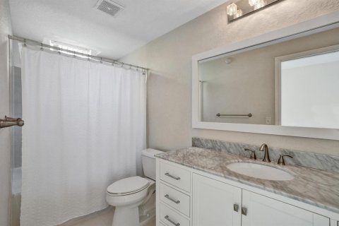 Condominio en venta en Boynton Beach, Florida, 2 dormitorios, 95.97 m2 № 2146115 - foto 23