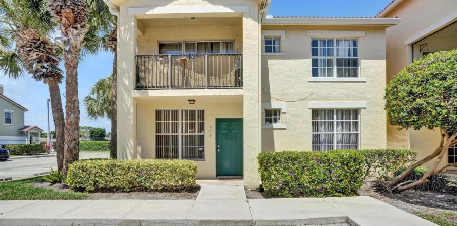Condominio en Boynton Beach, Florida, 2 dormitorios № 2146115