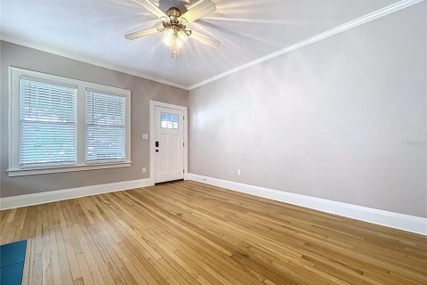 Casa en venta en Tampa, Florida, 2 dormitorios, 111.11 m2 № 1778285 - foto 9