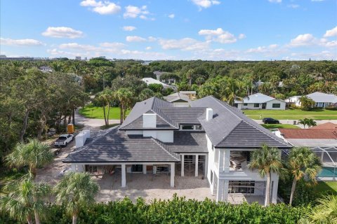 House in Palm Beach Gardens, Florida 5 bedrooms, 572.56 sq.m. № 2183047 - photo 14