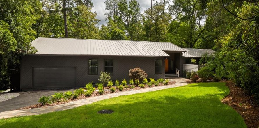 Villa ou maison à Gainesville, Floride 3 chambres, 276.48 m2 № 2152259