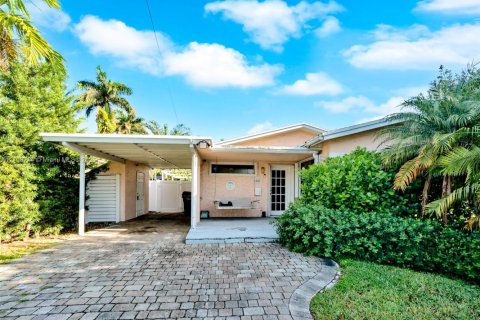 House in Hollywood, Florida 2 bedrooms, 119.57 sq.m. № 1460852 - photo 29