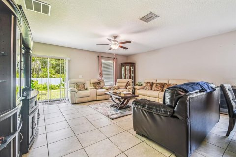 House in Riverview, Florida 5 bedrooms, 273.97 sq.m. № 1879632 - photo 6
