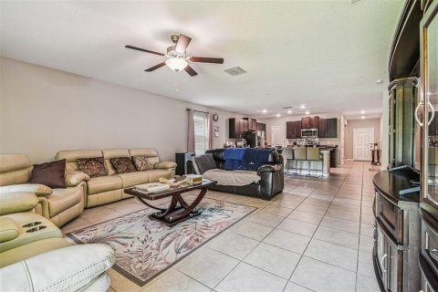 House in Riverview, Florida 5 bedrooms, 273.97 sq.m. № 1879632 - photo 7